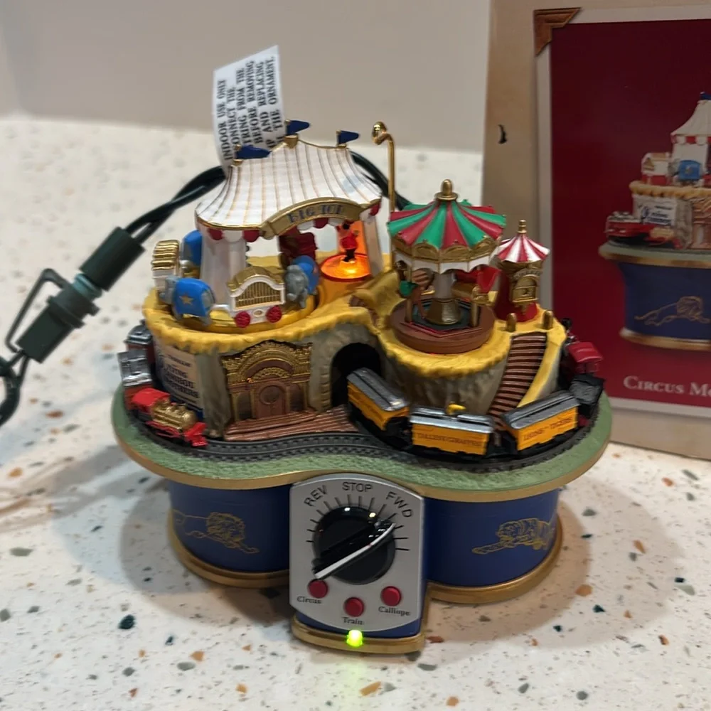 Hallmark Keepsake‎ Circus Mountain Railroad Holiday Ornament 2002